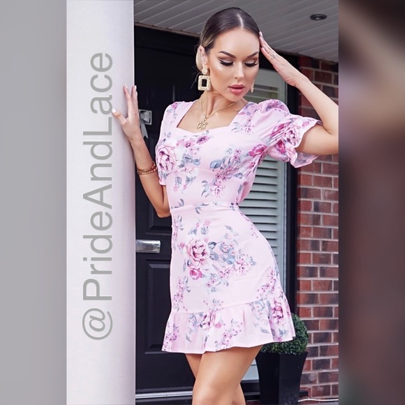 LAST 1️⃣ 🌸Pink Floral Print Back Tie Puff Sleeve Dress🌸 - Picture 3 of 6